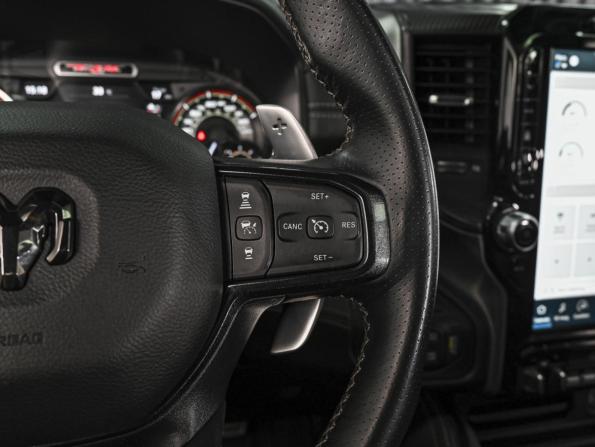 Ram 1500 V с пробегом 2022 года, цена 11 050 000 рублей, 36539 км, offers.body_type.unknown, Автокод Объявления