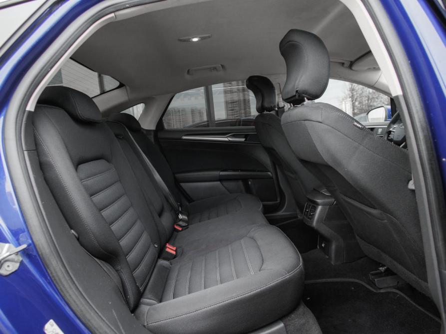 Ford Mondeo V Москва  - изображение 12