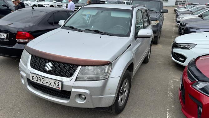 Suzuki Grand Vitara II Рестайлинг с пробегом 2011 года, цена 910 000 рублей, 288000 км, внедорожник, Автокод Объявления