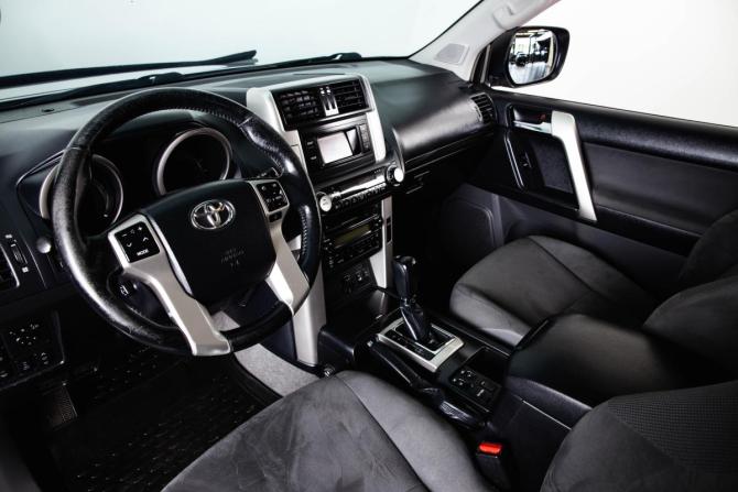 Toyota Land Cruiser Prado 150 Series с пробегом 2013 года, цена 3 299 000 рублей, 167800 км, внедорожник, Автокод Объявления