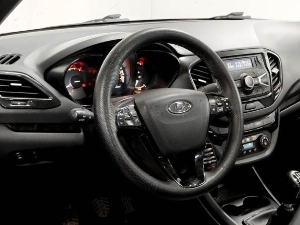 Lada (ВАЗ) Vesta I с пробегом 2022 года, цена 1 136 000 рублей, 76175 км, седан, Автокод Объявления