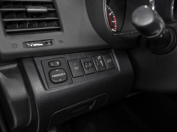 Toyota Highlander II (XU40) Рестайлинг с пробегом 2011 года, цена 1 695 000 рублей, 300256 км, внедорожник, Автокод Объявления