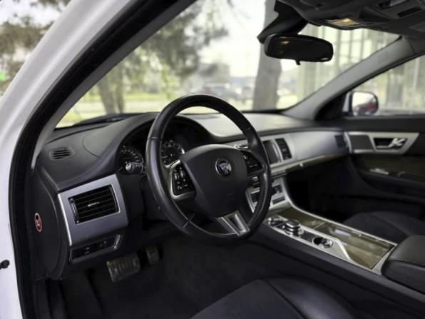 Jaguar XF I Рестайлинг с пробегом 2015 года, цена 1 480 000 рублей, 110000 км, седан, Автокод Объявления