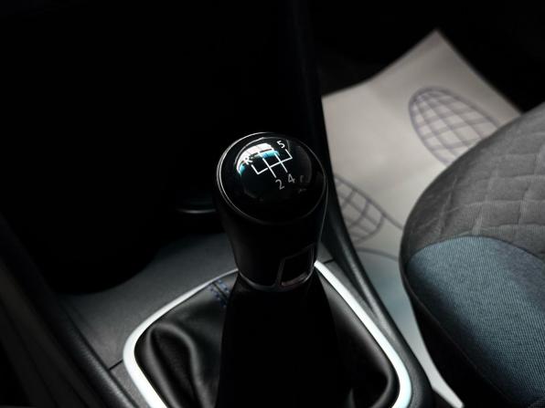 Volkswagen Polo V Рестайлинг с пробегом 2019 года, цена 1 349 000 рублей, 78000 км, седан, Автокод Объявления