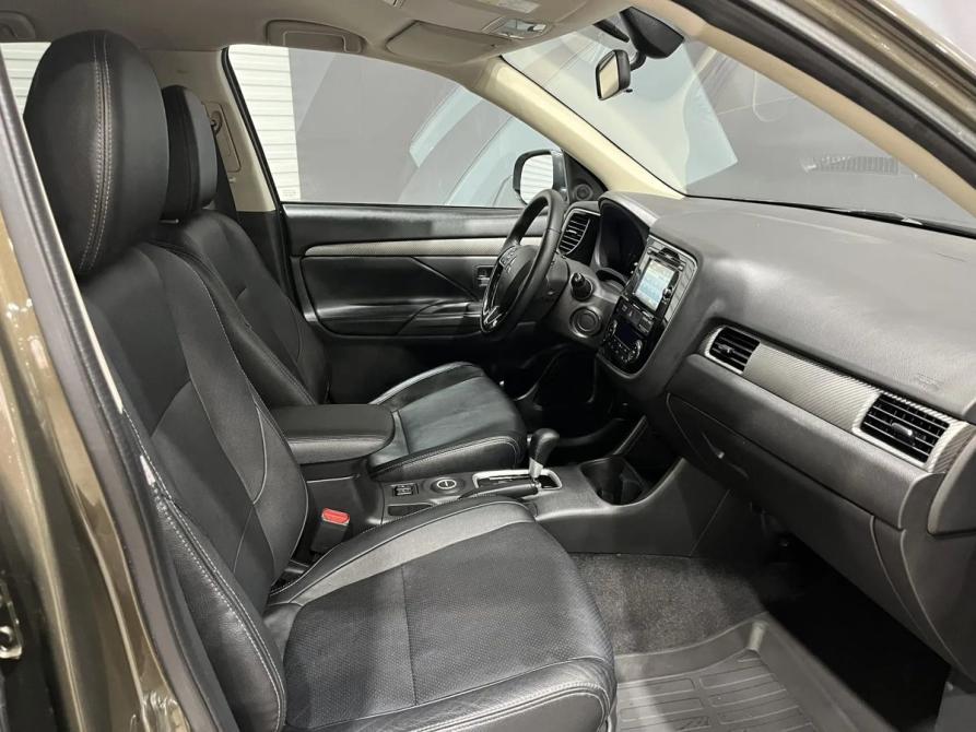 Mitsubishi Outlander III Рестайлинг 2 Пермь  - изображение 14