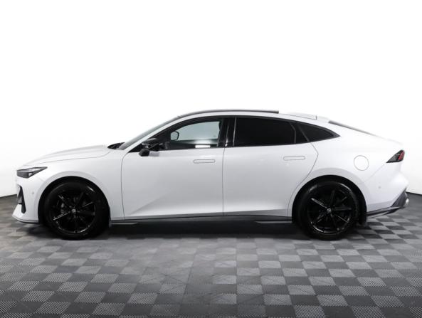 Changan UNI-V I с пробегом 2024 года, цена 2 298 000 рублей, 11173 км, лифтбек, Автокод Объявления