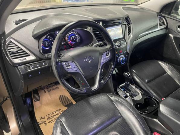 Hyundai Santa Fe III с пробегом 2012 года, цена 1 392 500 рублей, 219079 км, внедорожник, Автокод Объявления