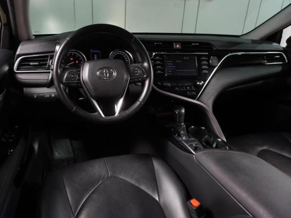 Toyota Camry VIII (XV70) с пробегом 2018 года, цена 2 700 000 рублей, 108521 км, седан, Автокод Объявления