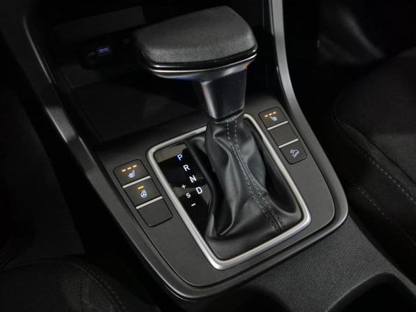 Hyundai Creta II с пробегом 2022 года, цена 1 995 000 рублей, 75856 км, внедорожник, Автокод Объявления