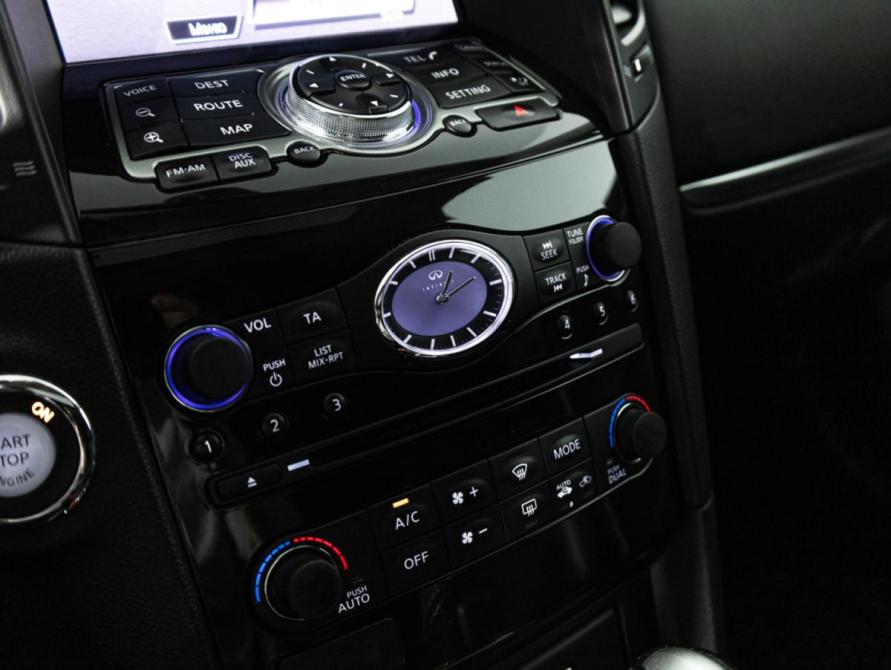 Infiniti QX70 Санкт-Петербург  - изображение 18