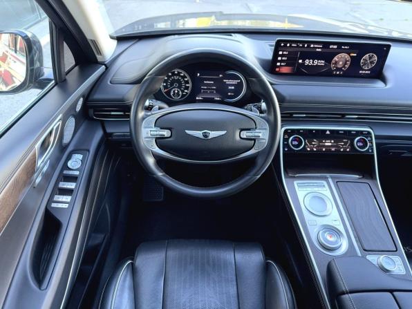 Genesis GV80 I с пробегом 2021 года, цена 5 650 000 рублей, 77534 км, внедорожник, Автокод Объявления