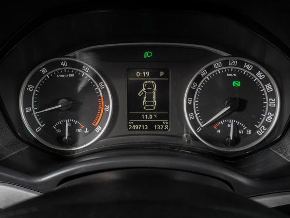 Skoda Octavia II (A5) Рестайлинг с пробегом 2009 года, цена 1 060 000 рублей, 249713 км, лифтбек, Автокод Объявления
