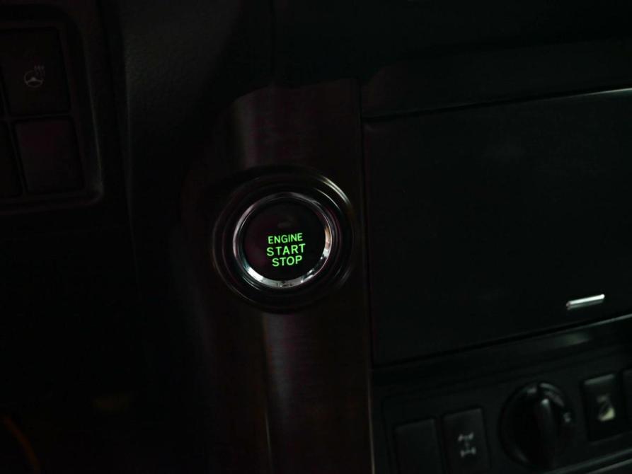 Toyota Land Cruiser Prado 150 Series Рестайлинг 1 Екатеринбург  - изображение 17