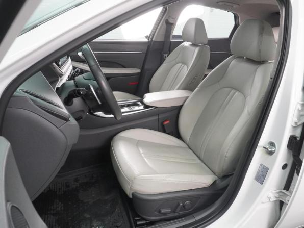 Hyundai Sonata VIII (DN8) с пробегом 2022 года, цена 2 999 000 рублей, 71539 км, седан, Автокод Объявления
