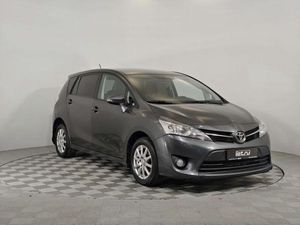 Toyota Verso I Рестайлинг с пробегом 2015 года, цена 1 349 000 рублей, 100081 км, компактвэн, Автокод Объявления