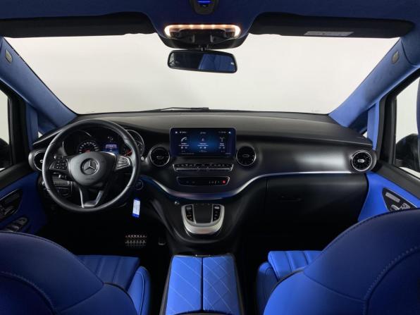 Mercedes-Benz V-Класс III (W447) Рестайлинг с пробегом 2022 года, цена 14 500 000 рублей, 43 км, минивэн, Автокод Объявления