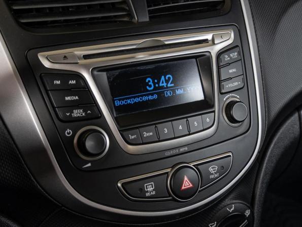 Hyundai Solaris I Рестайлинг с пробегом 2014 года, цена 1 150 000 рублей, 71192 км, хэтчбек, Автокод Объявления