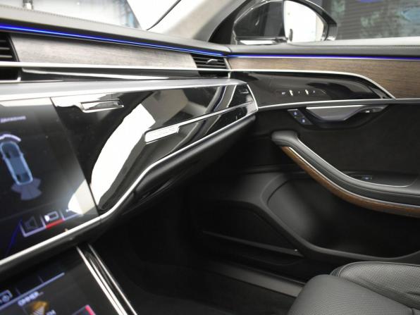 Audi A8 IV (D5) с пробегом 2018 года, цена 4 790 000 рублей, 90000 км, седан, Автокод Объявления