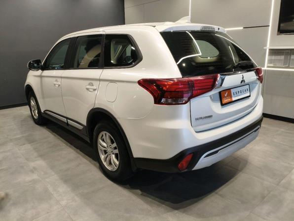 Mitsubishi Outlander III Рестайлинг 3 с пробегом 2021 года, цена 2 639 000 рублей, 101000 км, внедорожник, Автокод Объявления