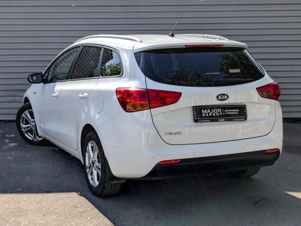 Kia Ceed II Рестайлинг с пробегом 2015 года, цена 1 175 000 рублей, 141634 км, универсал, Автокод Объявления