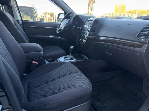 Hyundai Santa Fe II Рестайлинг с пробегом 2011 года, цена 1 175 000 рублей, 269621 км, внедорожник, Автокод Объявления