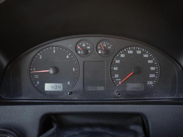 Volkswagen Caravelle T5 с пробегом 2005 года, цена 1 090 000 рублей, 255890 км, минивэн, Автокод Объявления