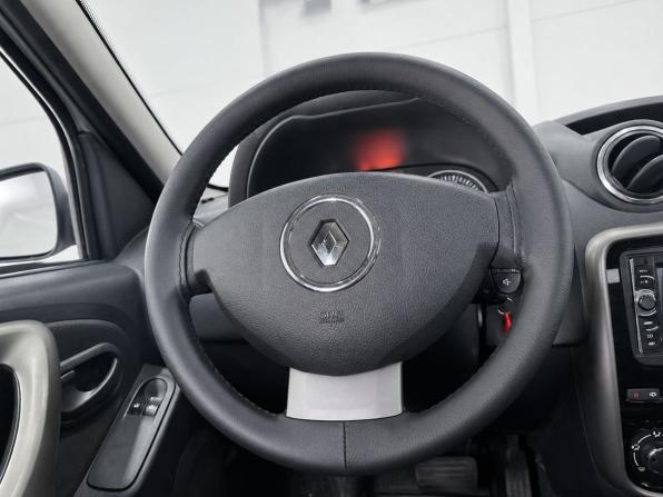 Renault Duster I с пробегом 2015 года, цена 999 000 рублей, 185930 км, внедорожник, Автокод Объявления