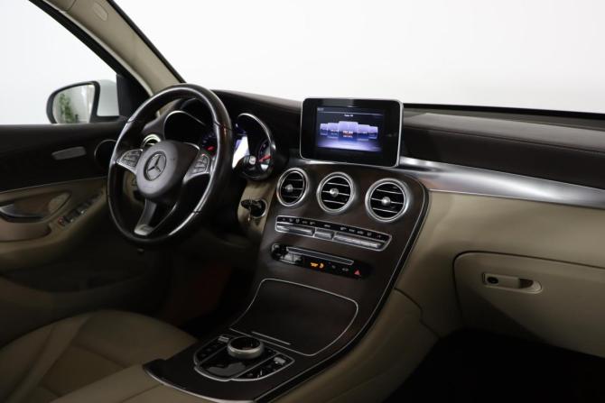 Mercedes-Benz GLC I (X253) с пробегом 2019 года, цена 3 079 990 рублей, 136324 км, внедорожник, Автокод Объявления