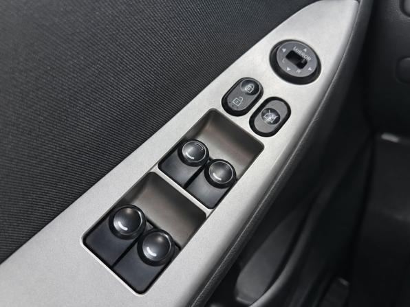 Hyundai Solaris I Рестайлинг с пробегом 2016 года, цена 879 000 рублей, 184992 км, седан, Автокод Объявления