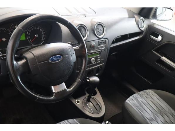 Ford Fusion I Рестайлинг с пробегом 2008 года, цена 548 000 рублей, 158448 км, хэтчбек, Автокод Объявления