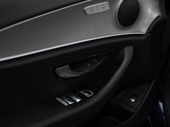 Mercedes-Benz E-Класс V (W213 S213 C238) с пробегом 2017 года, цена 2 351 055 рублей, 84474 км, универсал, Автокод Объявления
