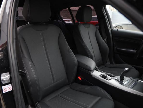 BMW 1 серии II (F20/F21) Рестайлинг 2 с пробегом 2019 года, цена 1 989 000 рублей, 105474 км, хэтчбек, Автокод Объявления