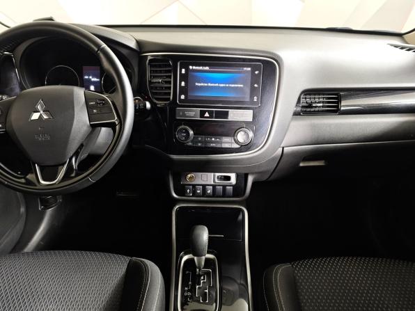 Mitsubishi Outlander III Рестайлинг 3 с пробегом 2019 года, цена 1 883 000 рублей, 161527 км, внедорожник, Автокод Объявления