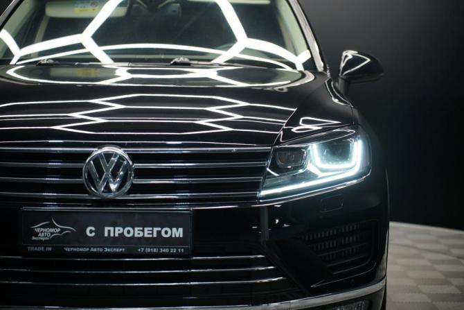Volkswagen Touareg II Рестайлинг с пробегом 2015 года, цена 2 740 000 рублей, 239463 км, внедорожник, Автокод Объявления