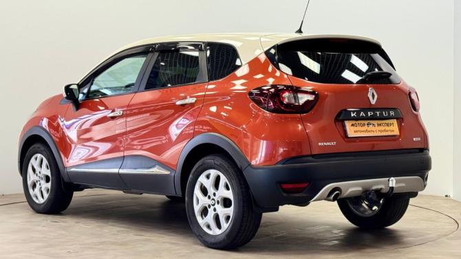 Renault Kaptur I с пробегом 2016 года, цена 1 315 000 рублей, 173195 км, внедорожник, Автокод Объявления