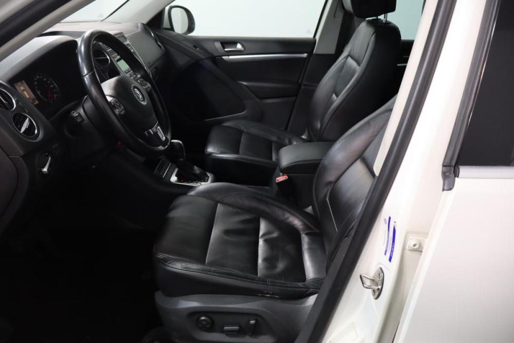 Volkswagen Tiguan I Рестайлинг Санкт-Петербург  - изображение 8