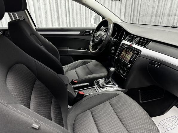 Skoda Superb II с пробегом 2012 года, цена 1 045 000 рублей, 280800 км, лифтбек, Автокод Объявления