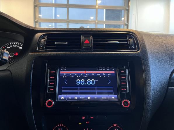 Volkswagen Jetta VI с пробегом 2013 года, цена 890 000 рублей, 257948 км, седан, Автокод Объявления