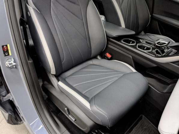 Geely Atlas II с пробегом 2024 года, цена 2 990 000 рублей, 36808 км, внедорожник, Автокод Объявления
