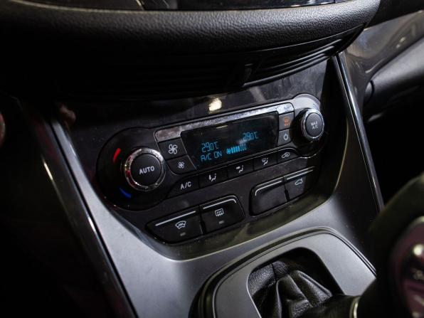 Ford Kuga II с пробегом 2013 года, цена 1 375 000 рублей, 147831 км, внедорожник, Автокод Объявления