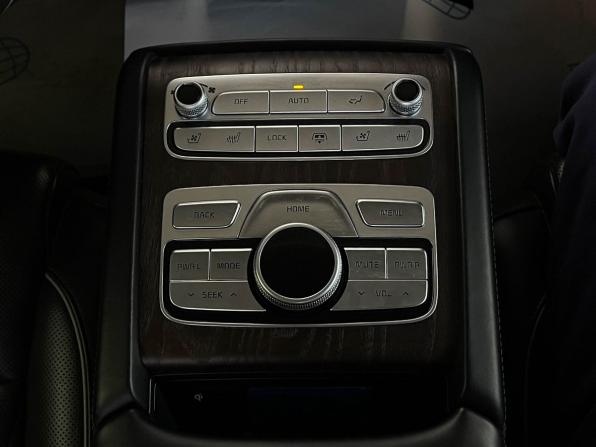 Kia K900 II с пробегом 2021 года, цена 3 647 000 рублей, 76423 км, седан, Автокод Объявления
