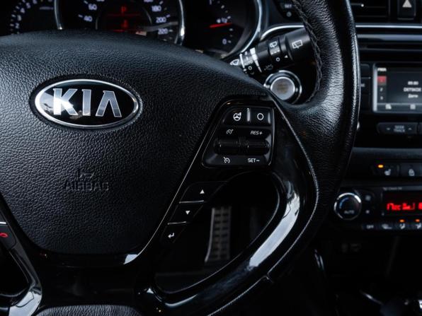 Kia Ceed II Рестайлинг с пробегом 2016 года, цена 1 468 600 рублей, 114827 км, хэтчбек, Автокод Объявления