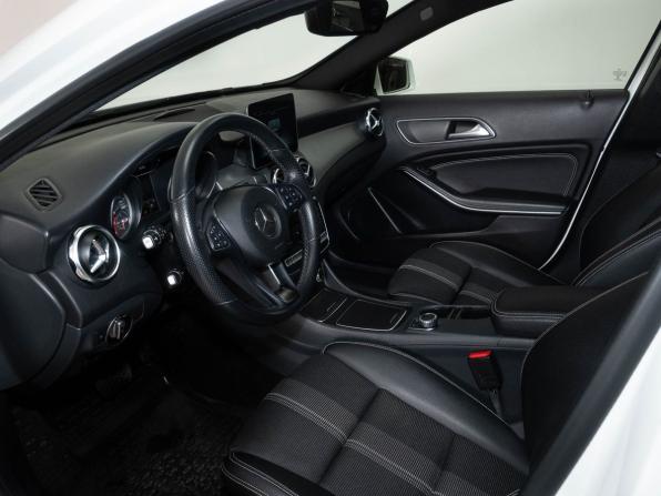 Mercedes-Benz GLA I (X156) Рестайлинг с пробегом 2019 года, цена 2 620 000 рублей, 112127 км, внедорожник, Автокод Объявления