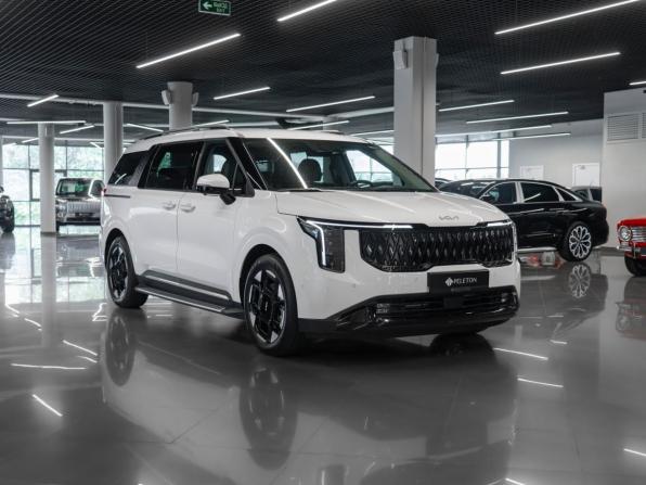 Kia Carnival IV Рестайлинг с пробегом 2025 года, цена 5 700 000 рублей, 9950 км, минивэн, Автокод Объявления