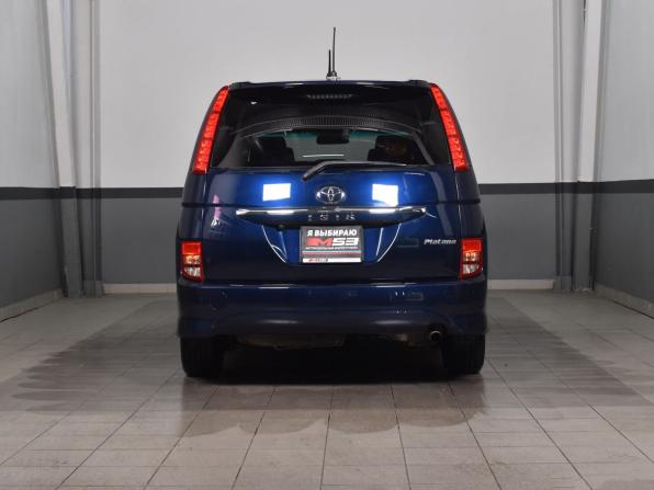 Toyota ISis I Рестайлинг с пробегом 2011 года, цена 1 179 995 рублей, 154760 км, компактвэн, Автокод Объявления