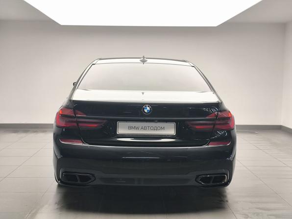 BMW 7 серии VI (G11/G12) с пробегом 2017 года, цена 3 724 000 рублей, 142309 км, седан, Автокод Объявления
