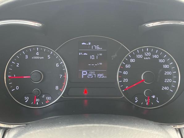 Kia Cerato III с пробегом 2015 года, цена 990 000 рублей, 257195 км, седан, Автокод Объявления
