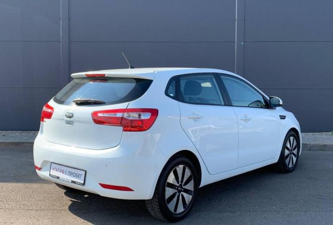 Kia Rio III с пробегом 2014 года, цена 925 000 рублей, 70000 км, хэтчбек, Автокод Объявления