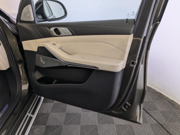 BMW X7 I (G07) с пробегом 2021 года, цена 8 800 000 рублей, 84437 км, внедорожник, Автокод Объявления