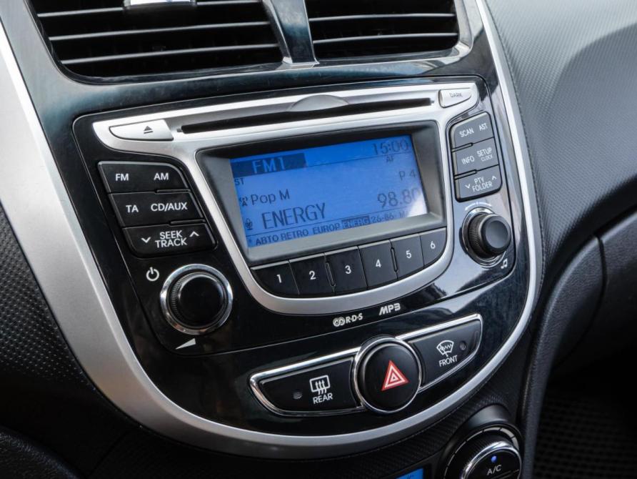 Hyundai Solaris I Волгоград  - изображение 16
